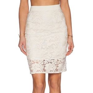 NWT Rebecca Minkoff Angelica Skirt in Marshmallow Size 2